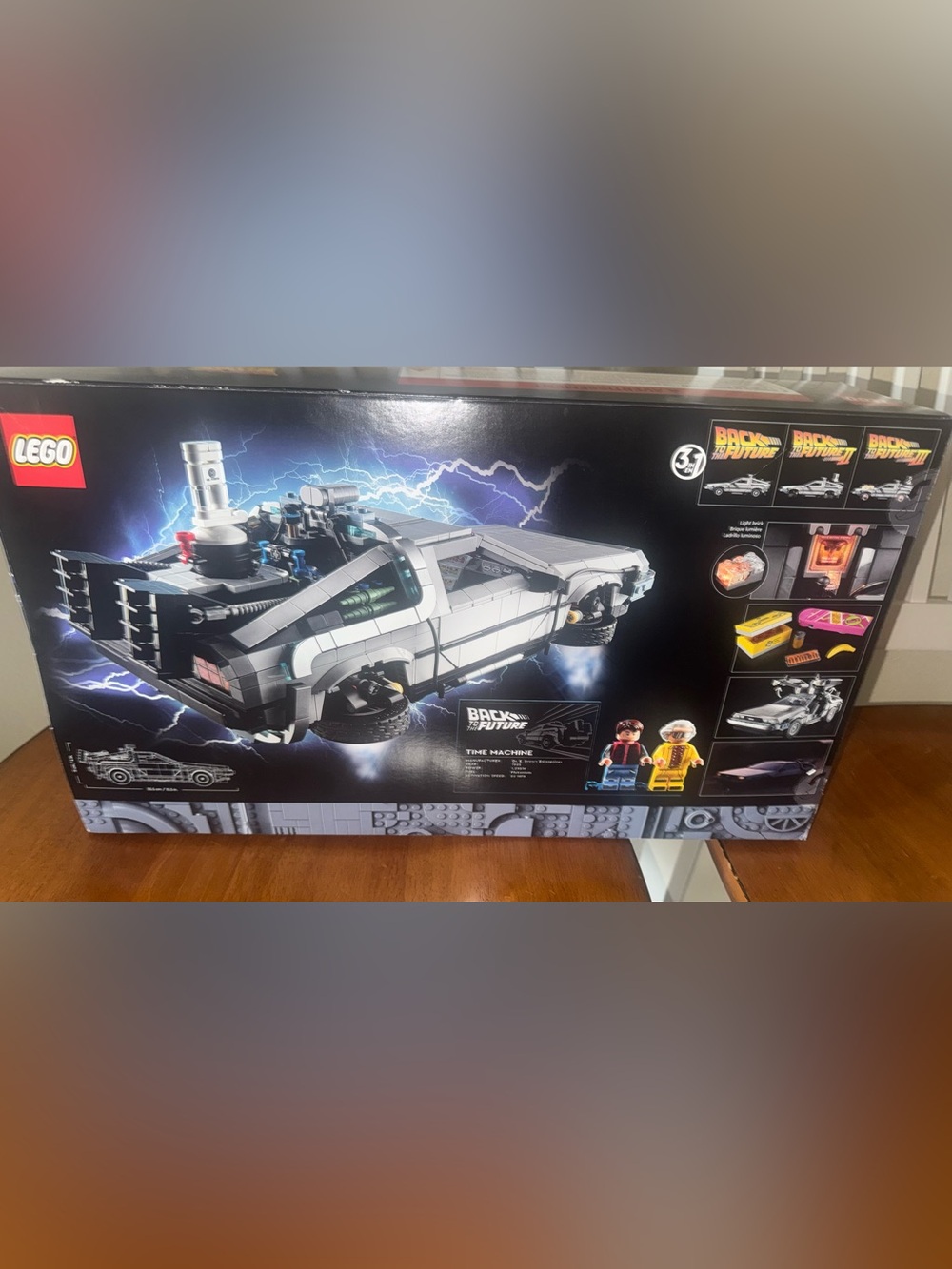 LEGO Icons Back to the Future Time Machine (set 10300).New unopened